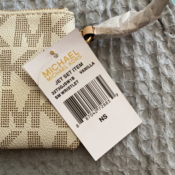 NWT Michael Kors Handbag Jet Set Small Signature Wristlet - Picture 4 of 6